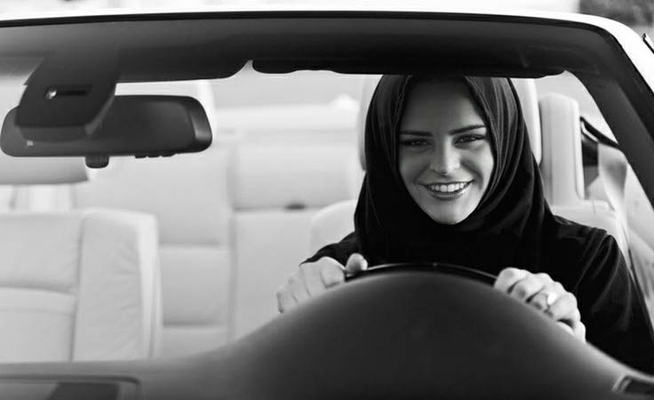 أمر ملكي: السعودية تسمح بإصدار رخص القيادة للمرأة